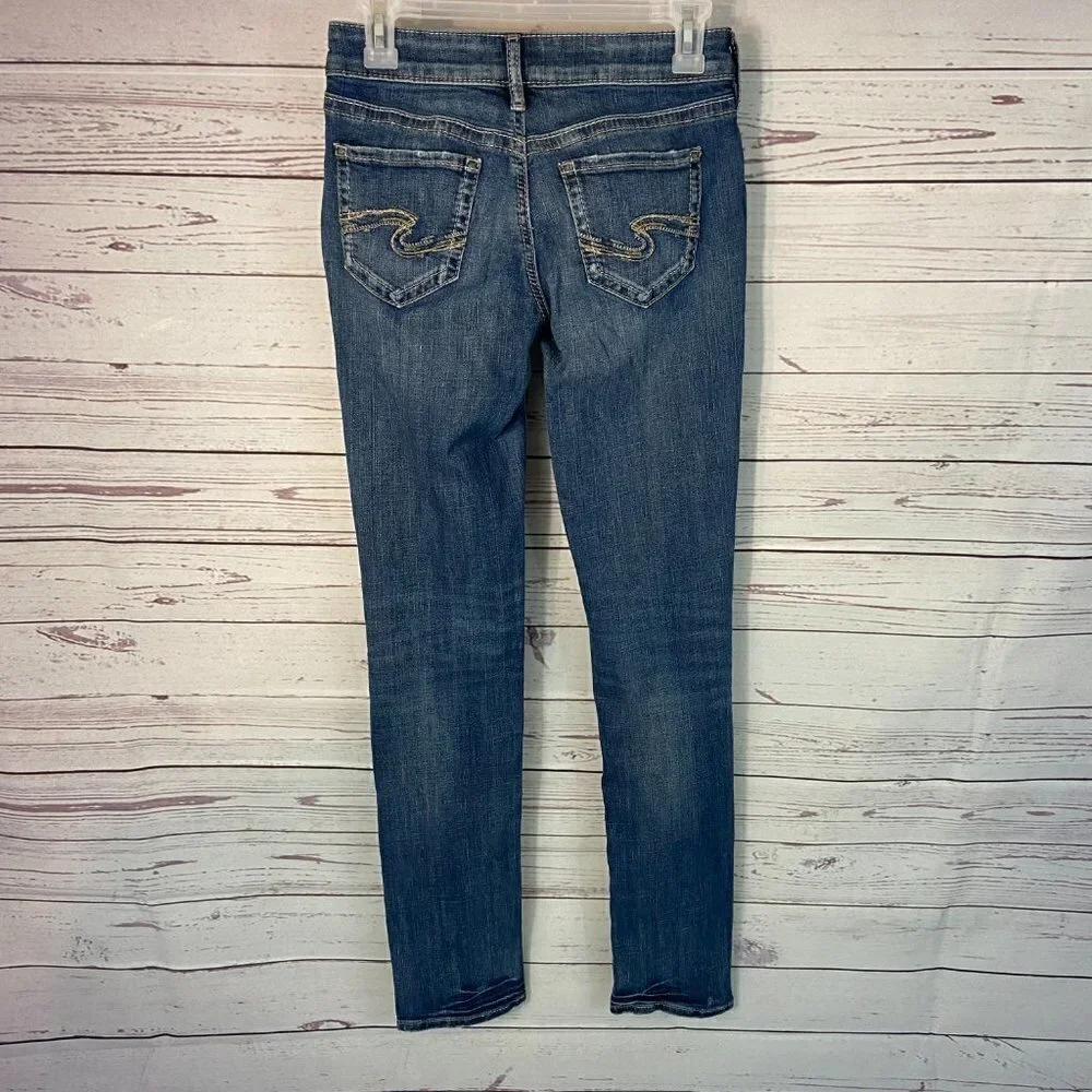 Silver Suki Straight Jeans Women's Size 26 (26 x 33) Mid Rise Medium Wash